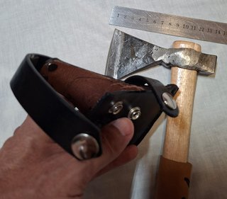Hacha Bushcraft 35cm + Funda y Grip Cuero