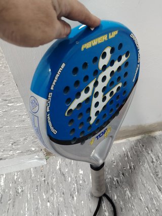 Raqueta pádel Top Life con funda y pelotas