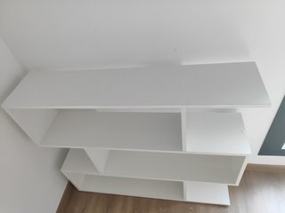Estantería blanca modular
