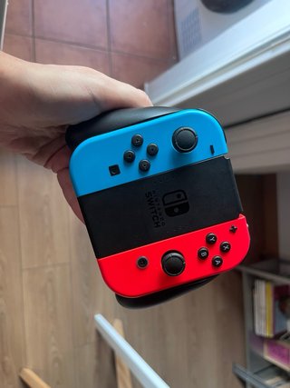 Nintendo Switch + Super Mario Odyssey NUEVA