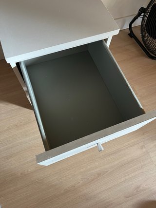Mesita de noche Ikea Malm blanca