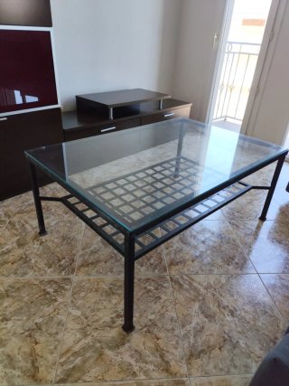 Mesa centro cristal y forja,