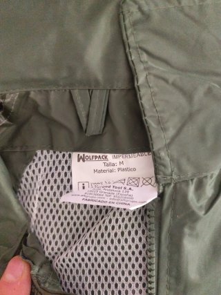 Chubasquero verde talla M