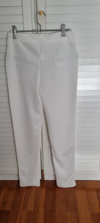 Camisa y pantalón.