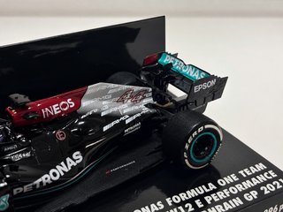 Minichamps F1 Lewis Hamilton W12 Mercedes 1:43