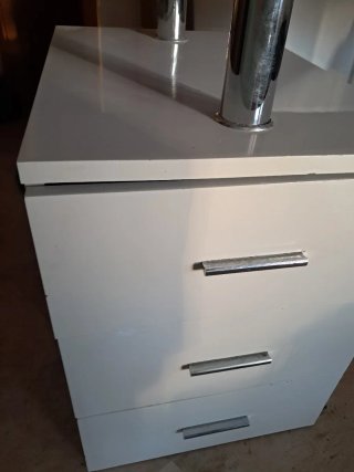 Escritorio blanco
