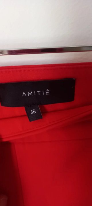 Pantalón rojo