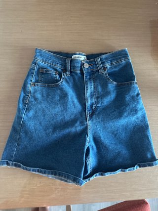 Pantalón corto vaquero Pull&Bear Talla 36