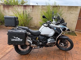 BMW R 1200 GS Adventure con maletas