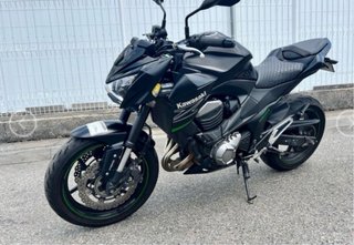 Kawasaki Z800 en alquiler