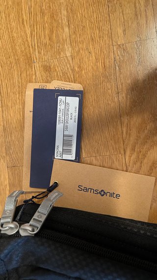 Samsonite Negra Nueva con Etiquetas
