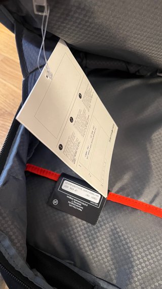 Samsonite Negra Nueva con Etiquetas