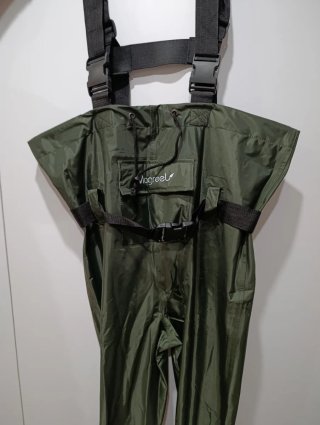 Traje de agua Vigoreel verde, talla 40 la bota