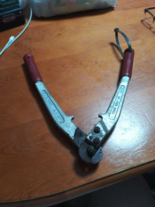 Cizalla Cortacables para Acero y Cobre trenzado