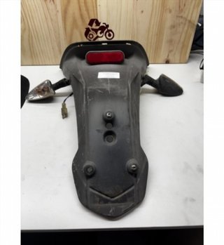 PORTA MATRICULAS CON INTERMITENTES APRILIA SR MOT