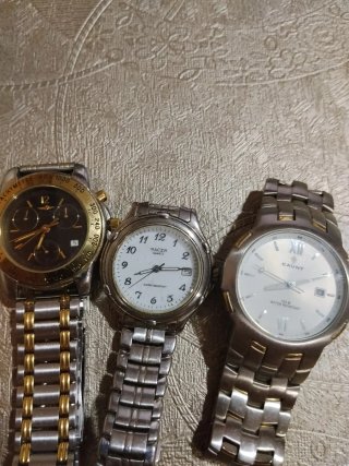 Relojes de pulsera varios modelos