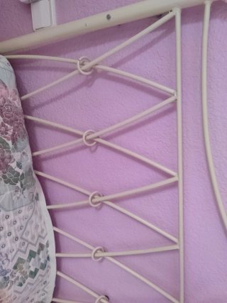 Cabezal de cama de metal blanco