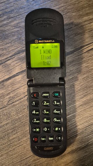 Motorola v3688 Dual Band Nero