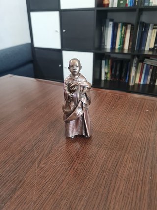 Figura Decorativa Monje Budista Tibetano