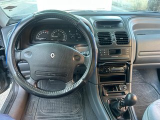 Renault Laguna 1995
