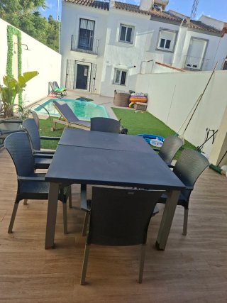 Mesa y 7 Sillas de Jardín Extensibles
