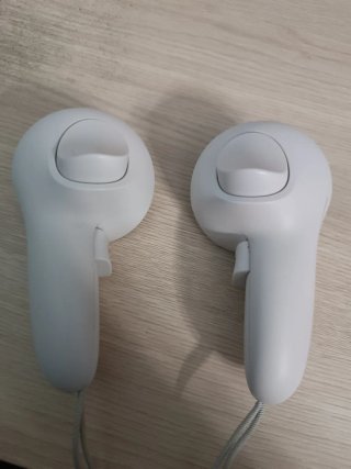 Cuffie VR Meta Quest 3S e Controller
