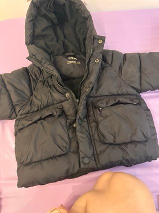 Abrigo/chaqueta/chaqueton Zara 12-18 meses negro