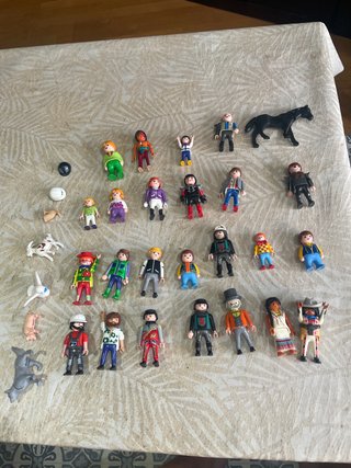 Lote Playmobil figuras y animales