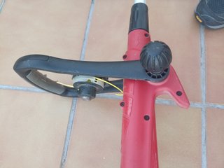 Desbrozadora Eléctrica Einhell extensible