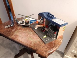 Lote Playmobil Policía Helicóptero y Comisaría