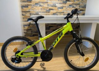 Bicicleta Infantil MTB 20 - Buen Estado