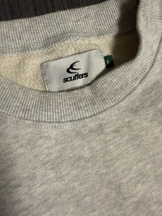 Sudadera Scuffers estilo Crop