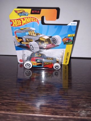 HOTWHEELS