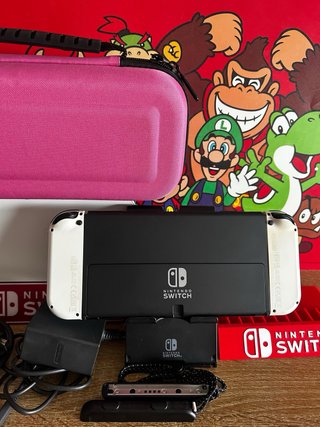 Nintendo Switch OLED COMO NUEVA + accesorios