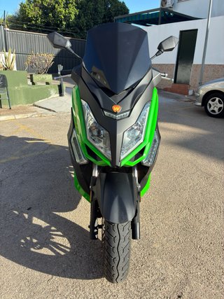 Wottan Storm 125 Scooter Automática