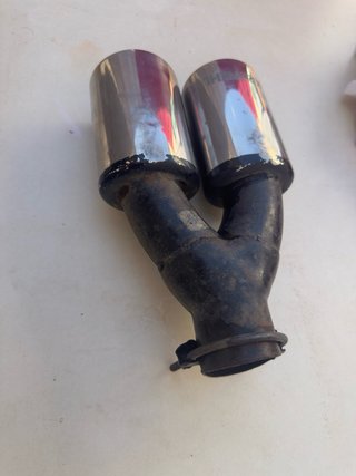 Cola de escape doble cromada