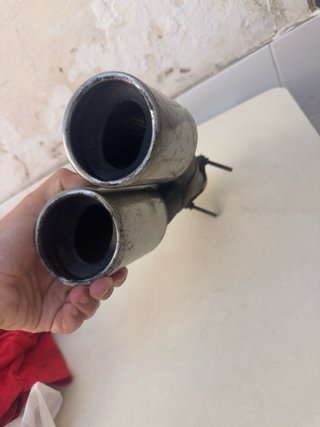 Cola de escape doble cromada