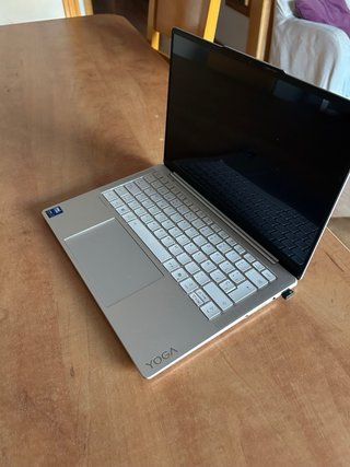 Portátil Lenovo Yoga Slim 7 Gris