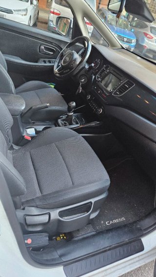 KIA Carens 2015