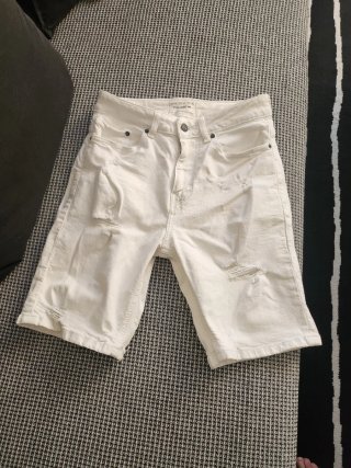 Pantalones cortos vaqueros Pull&Bear desgastados