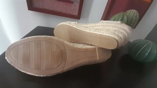 Zapatillas cuña esparto beige