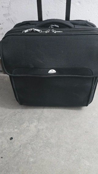 Maletín Samsonite Negro con Ruedas