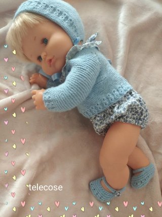 Muñeca Nenuco con conjunto tejido