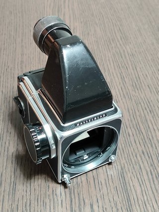 Hasselblad 500 C/M + Planar 80mm f2.8