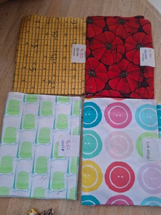 Lote de 4 telas para patchwork