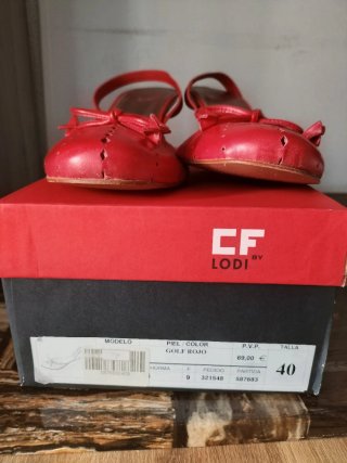 Zapatos marca LODI Piel Rojos