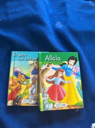 Los tres cerditos+el gato con botas