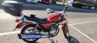 Yamaha YBR 125 Custom Roja 2016