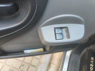 Nissan NV200 2012