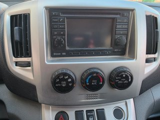 Nissan NV200 2012